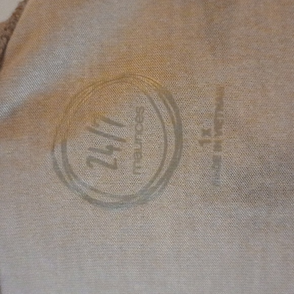 Maurice's tie dye t-shirt, 1X - Picture 5 of 6